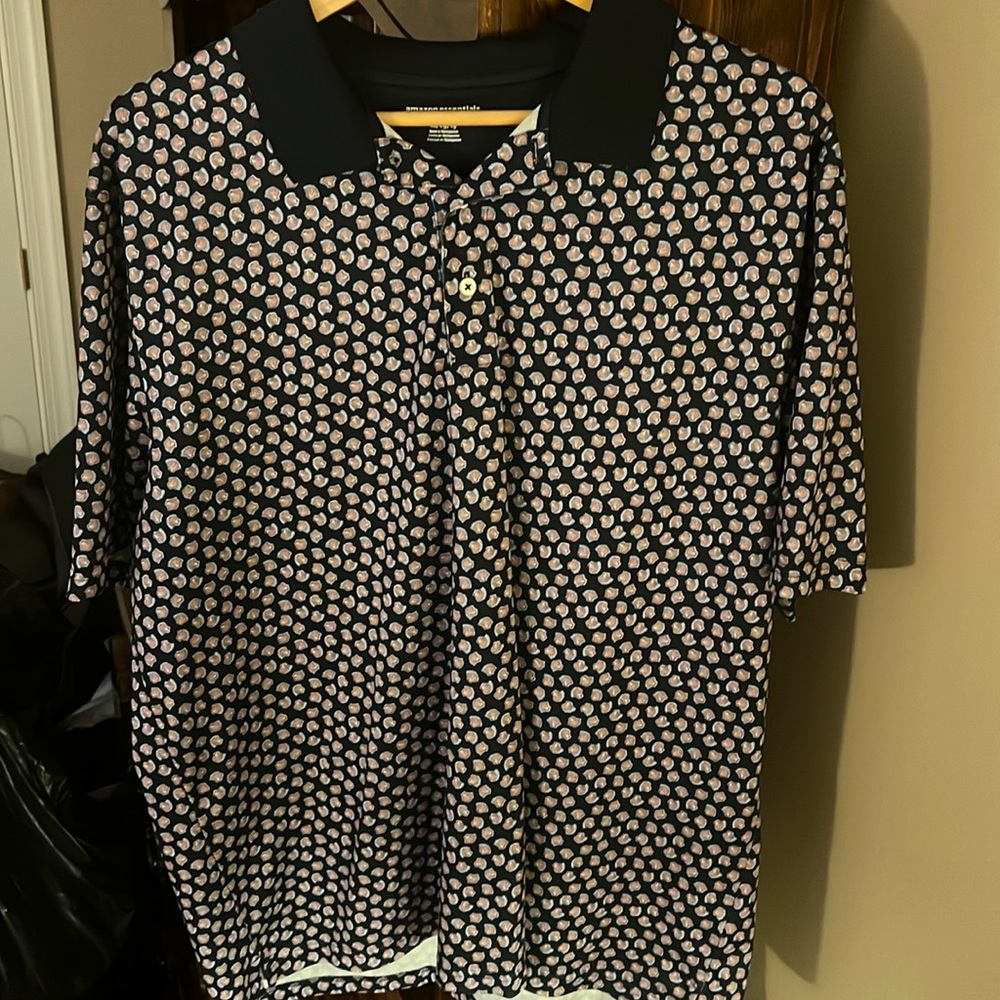 Amazon Golf Polo with clam pattern Size XL
